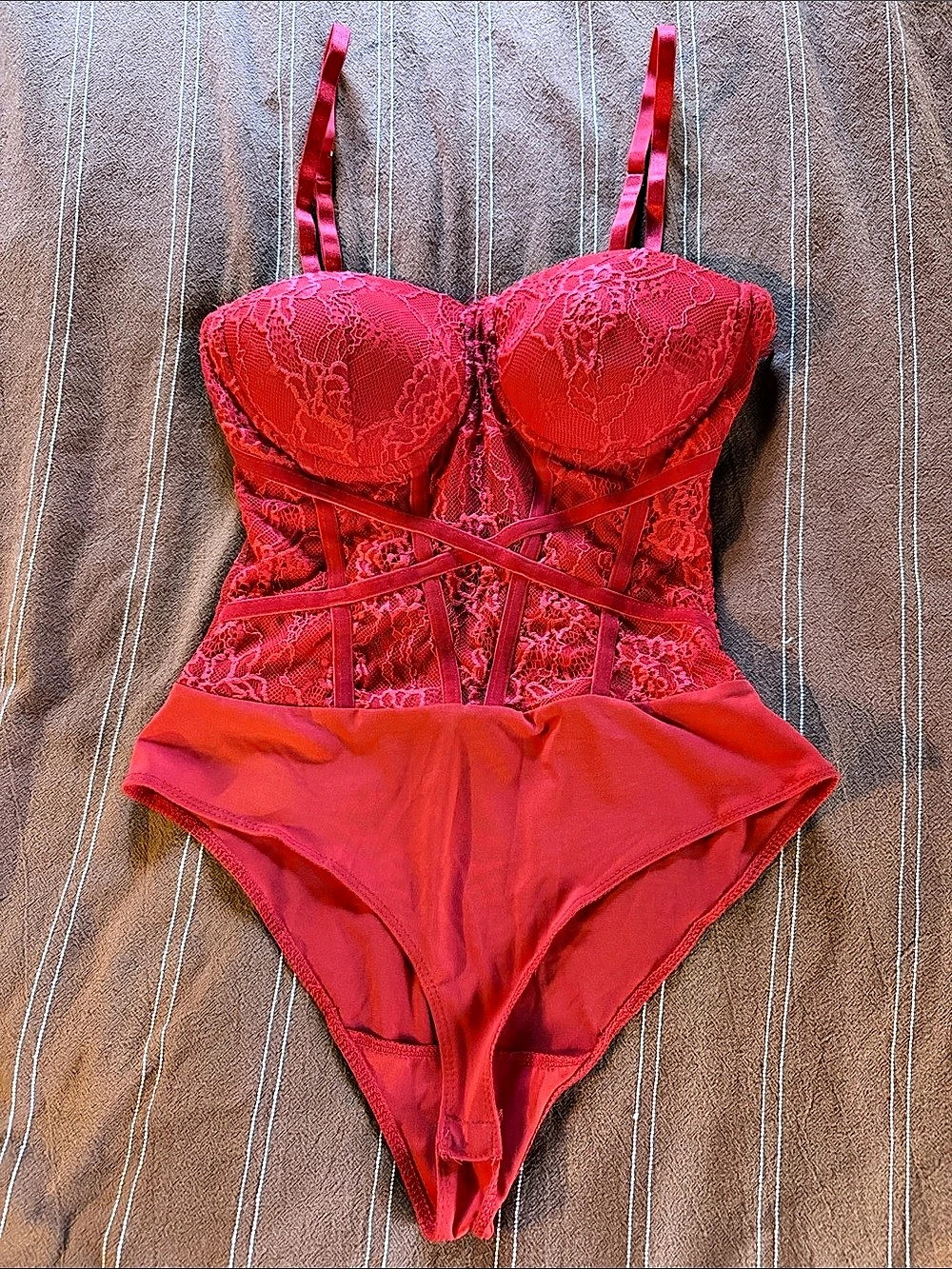 Akira Red Lace Bodysuit Size Small Like New